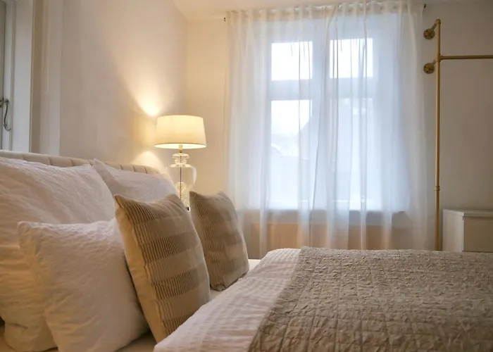 Zentrales Altstadt - Apartment In Lueneburg Mit Terrasse & Parkplatz