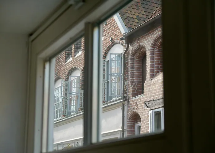 Zentrales Altstadt - Apartment In Lueneburg Mit Terrasse & Parkplatz