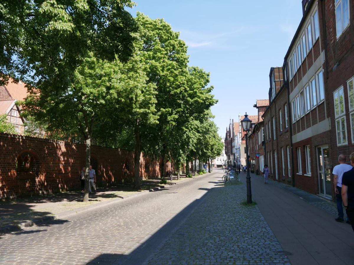 Apartment Zentrales Altstadt - In Mit Terrasse & Parkplatz Luneburg